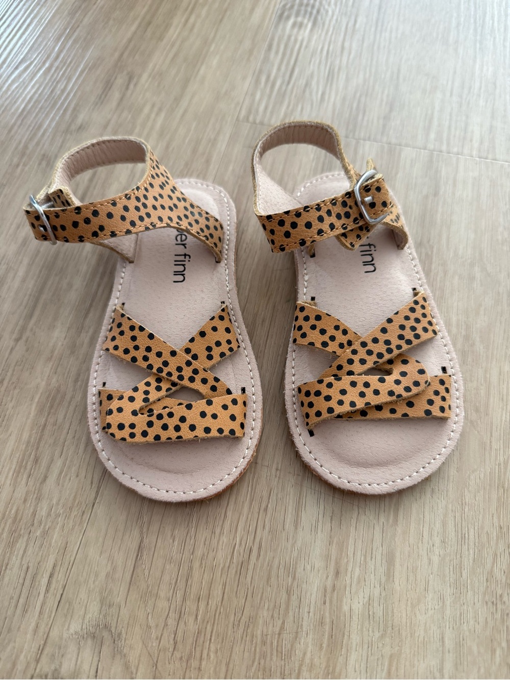 Piper Finn Infant Size 7 Sandals